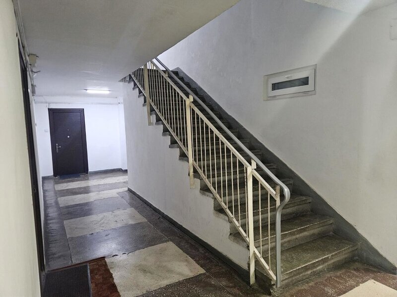 Piata Muncii, Calea Calarasilor, 2 camere decomandat, 63 mp.